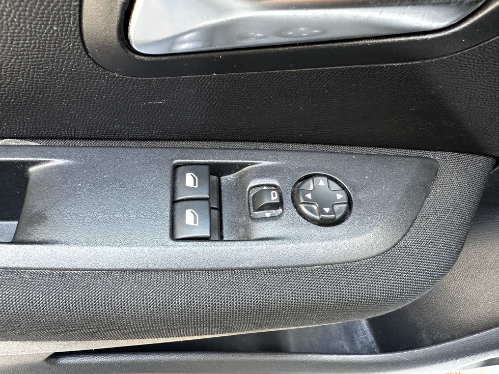 Peugeot 208 Blue HDi Active ΕΛΛΗΝΙΚΗΣ ΑΝΤΙΠΡΟΣΩΠΕΙΑΣ