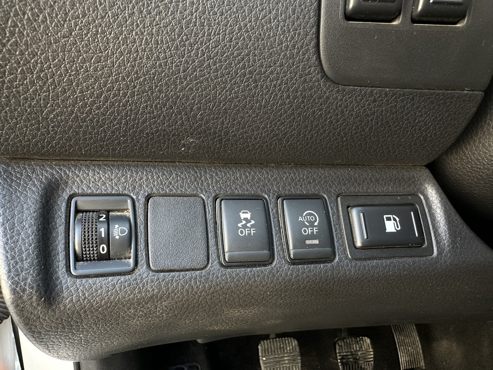 Nissan Navara D23 ΑΔΕΙΑ ΚΛΕΙΣΤΟΥ ΕΛΛΗΝΙΚΗΣ ΑΝΤΙΠΡΟΣΩΠΕΙΑΣ