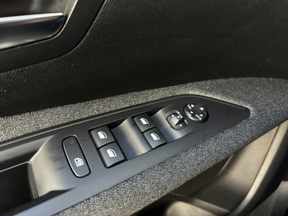 Peugeot 3008  ΕΛΛΗΝΙΚΗΣ ΑΝΤΙΠΡΟΣΩΠΕΙΑΣ