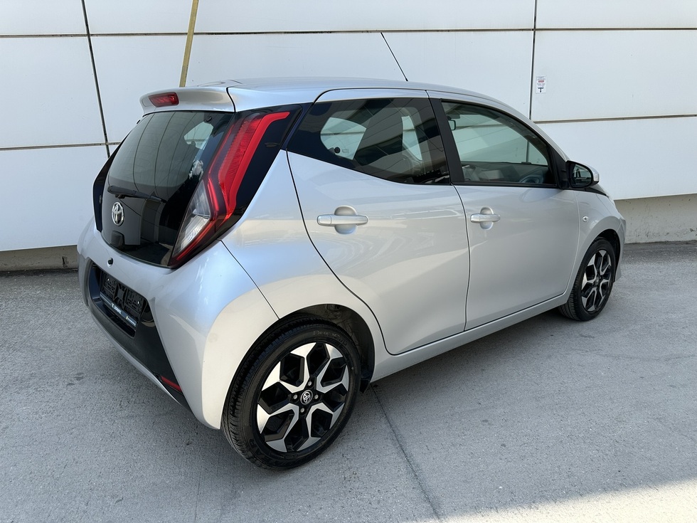 Toyota Aygo  Χ-Play ΑΥΤΟΜΑΤΟ ΕΛΛΗΝΙΚΗΣ ΑΝΤΙΠΡΟΣΩΠΕΙΑΣ