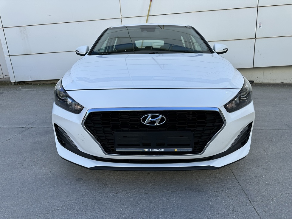 Hyundai i30 FASTBACK ΕΛΛΗΝΙΚΗΣ ΑΝΤΙΠΡΟΣΩΠΕΙΑΣ
