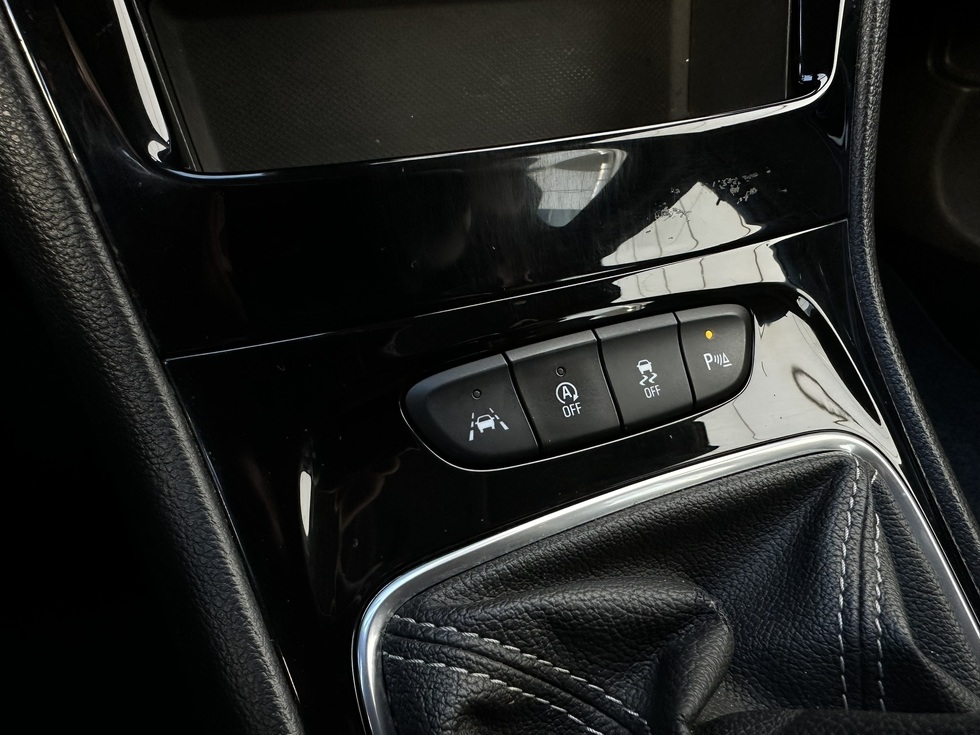 Opel Astra Elegance ΕΛΛΗΝΙΚΗΣ ΑΝΤΙΠΡΟΣΩΠΕΙΑΣ