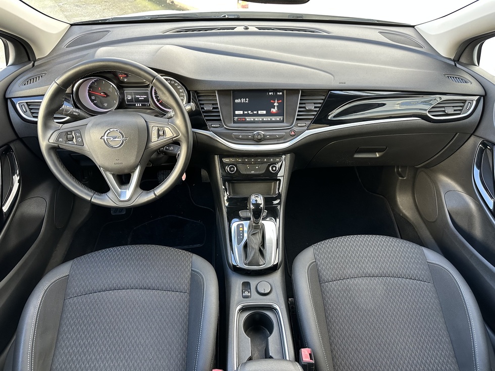 Opel Astra Christmas Offer - ΔΩΡΟ ΤΕΛΗ 2026 !!