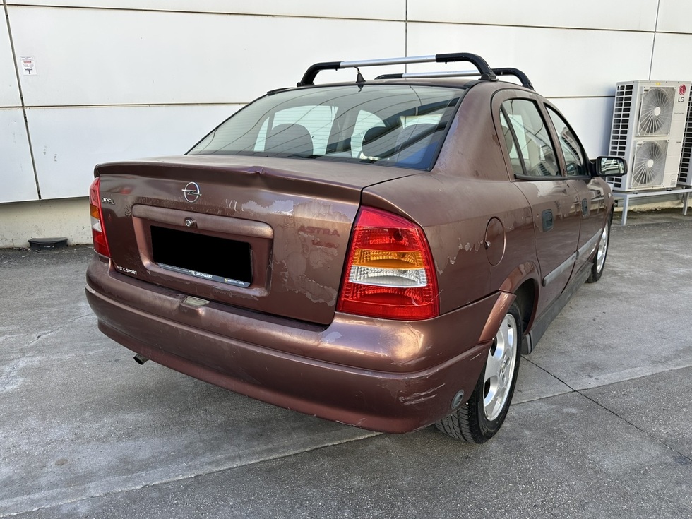 Opel Astra ΥΓΡΑΕΡΙΟ ΕΛΛΗΝΙΚΗΣ ΑΝΤΙΠΡΟΣΩΠΕΙΑΣ