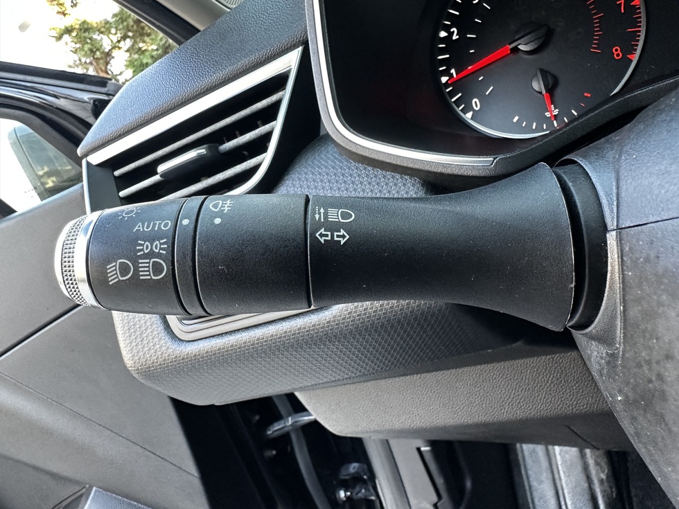 Renault Clio Αυτόματο ΕΛΛΗΝΙΚΗΣ ΑΝΤΙΠΡΟΣΩΠΕΙΑΣ