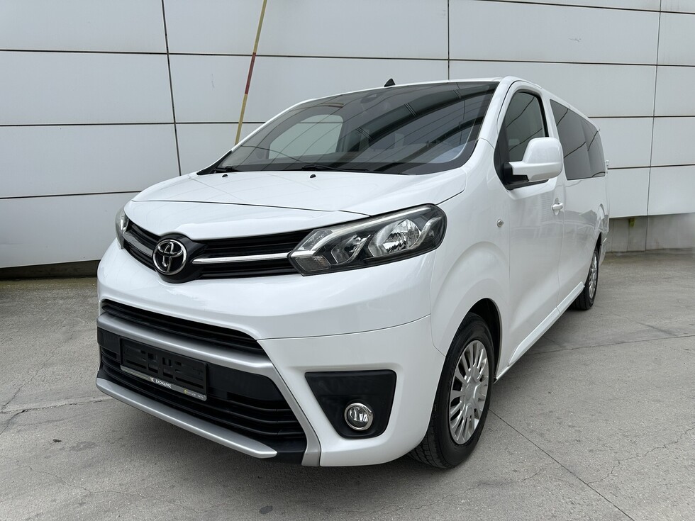 Toyota Proace (Verso)  9ΘΕΣΙΟ ΕΛΛΗΝΙΚΗΣ ΑΝΤΙΠΡΟΣΩΠΕΙΑΣ