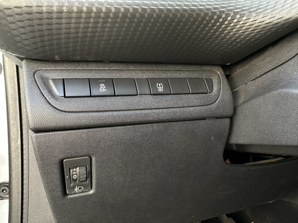 Peugeot 2008 ΕΛΛΗΝΙΚΗΣ ΑΝΤΙΠΡΟΣΩΠΕΙΑΣ
