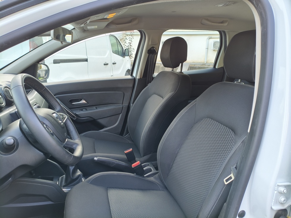 Dacia Duster Sportive ΕΛΛΗΝΙΚΗΣ ΑΝΤΙΠΡΟΣΩΠΕΙΑΣ