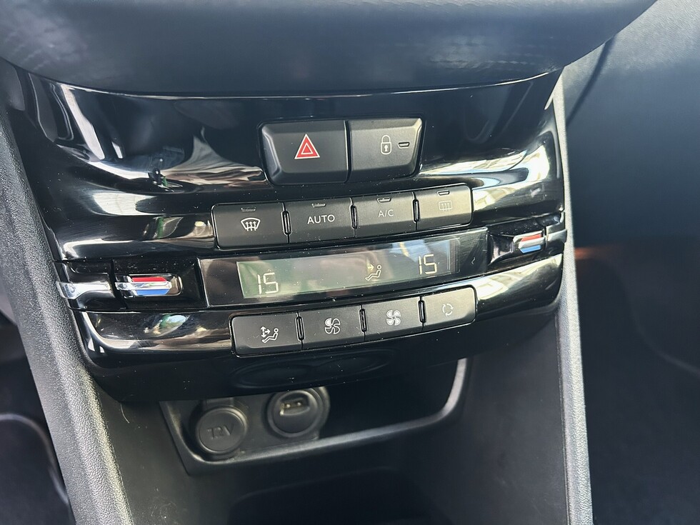 Peugeot 2008  GT LINE ΕΛΛΗΝΙΚΗΣ ΑΝΤΙΠΡΟΣΩΠΕΙΑΣ