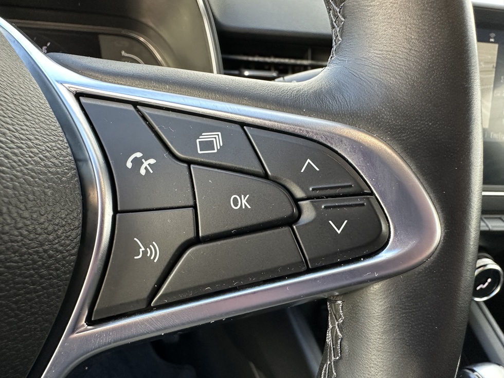 Renault Clio ΑΥΤΟΜΑΤΟ ΕΛΛΗΝΙΚΗΣ ΑΝΤΙΠΡΟΣΩΠΕΙΑΣ