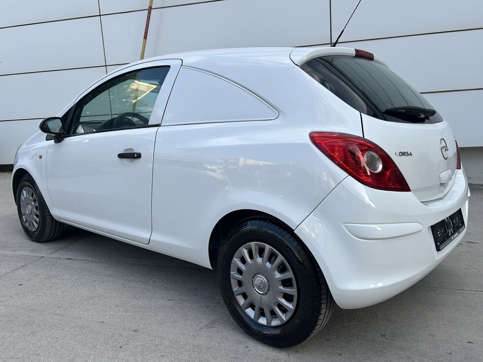 Opel Corsa VAN ΕΛΛΗΝΙΚΗΣ ΑΝΤΙΠΡΟΣΩΠΕΙΑΣ