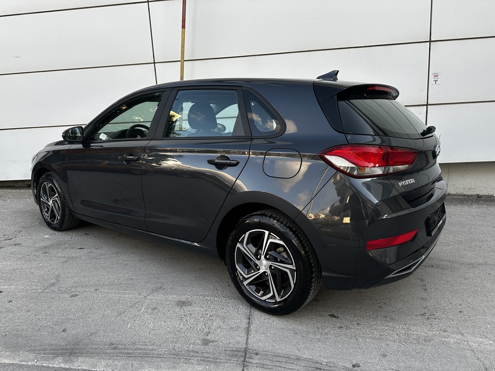 Hyundai i30 Premium ΕΛΛΗΝΙΚΗΣ ΑΝΤΙΠΡΟΣΩΠΕΙΑΣ