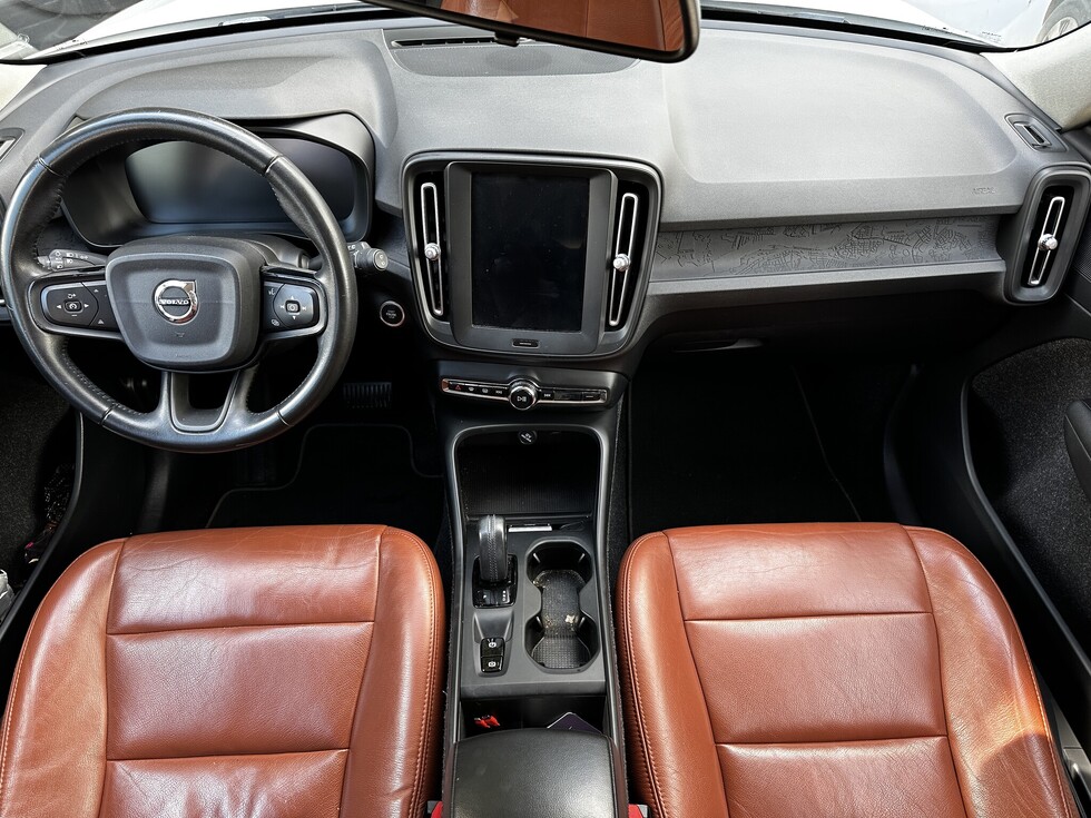 Volvo XC40 ΕΛΛΗΝΙΚΗΣ ΑΝΤΙΠΡΟΣΩΠΕΙΑΣ