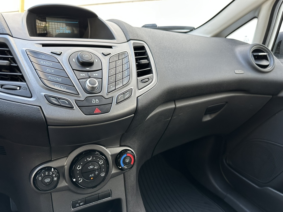 Ford Fiesta VAN ΕΛΛΗΝΙΚΗΣ ΑΝΤΙΠΡΟΣΩΠΕΙΑΣ