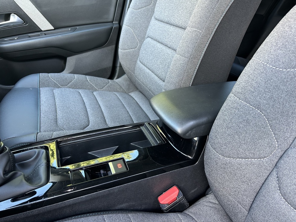 Citroen C4  Shine ΕΛΛΗΝΙΚΗΣ ΑΝΤΙΠΡΟΣΩΠΕΙΑΣ