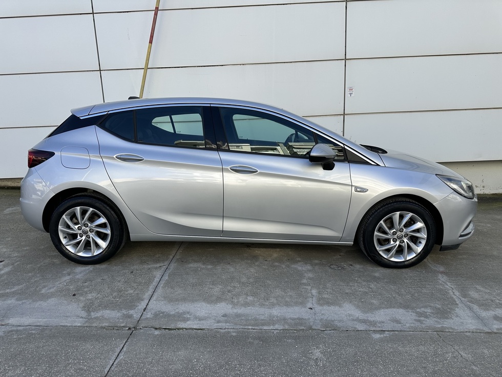 Opel Astra Christmas Offer - ΔΩΡΟ ΤΕΛΗ 2026 !!