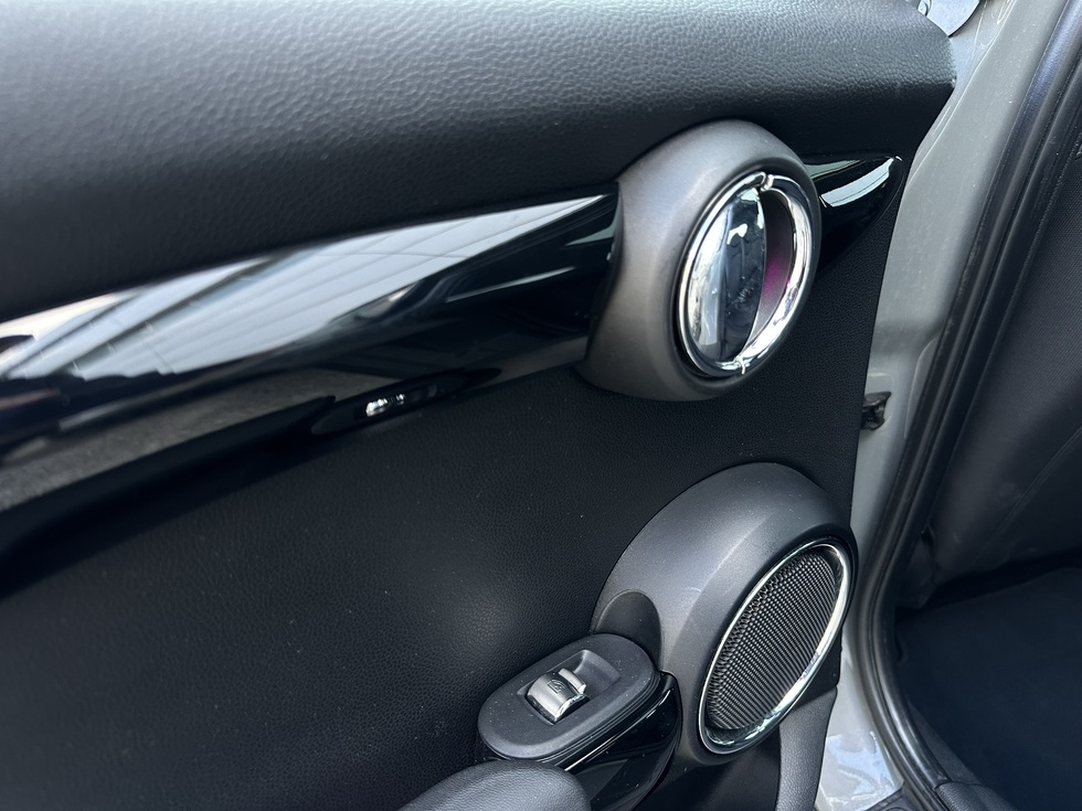 Mini Cooper ΕΛΛΗΝΙΚΗΣ ΑΝΤΙΠΡΟΣΩΠΕΙΑΣ