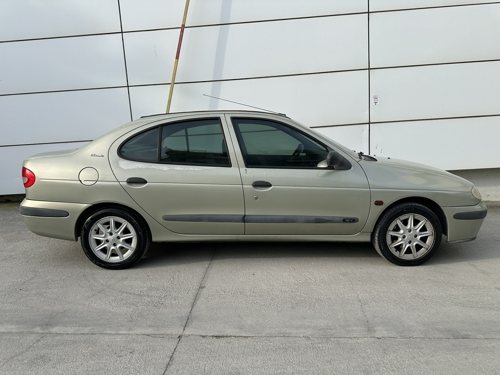 Renault Megane ΕΛΛΗΝΙΚΗΣ ΑΝΤΙΠΡΟΣΩΠΕΙΑΣ