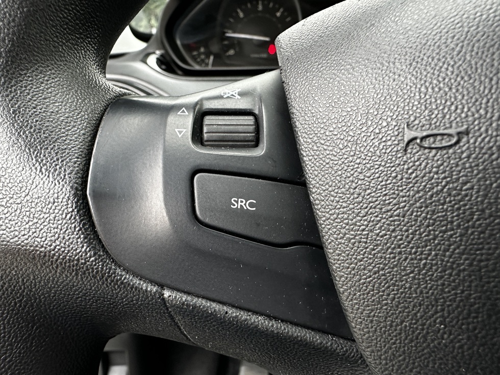 Peugeot 208 VAN ΕΛΛΗΝΙΚΗΣ ΑΝΤΙΠΡΟΣΩΠΕΙΑΣ