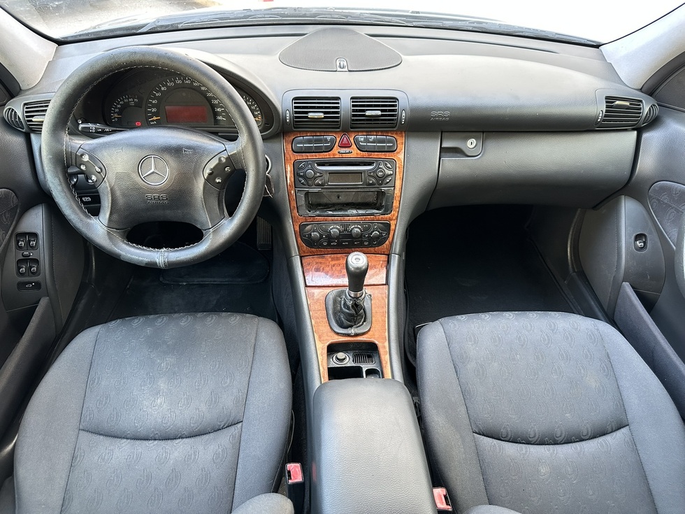 Mercedes-Benz C 180 ΕΛΛΗΝΙΚΗΣ ΑΝΤΙΠΡΟΣΩΠΕΙΑΣ