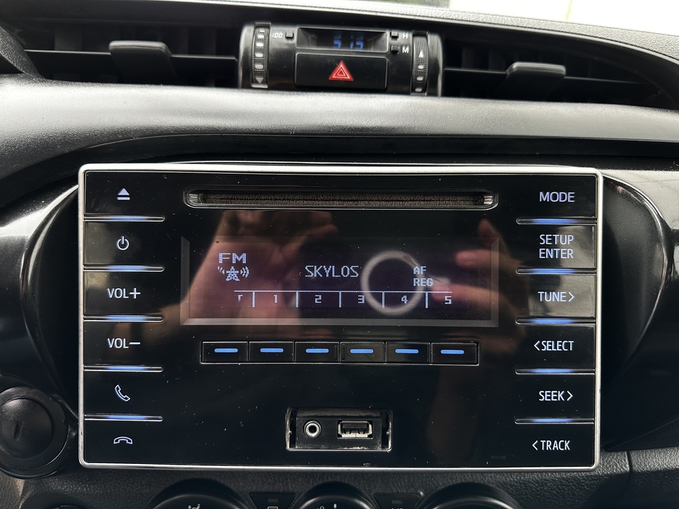 Toyota Hilux 4x4 DC Advance ΕΛΛΗΝΙΚΗΣ ΑΝΤΙΠΡΟΣΩΠΕΙΑΣ