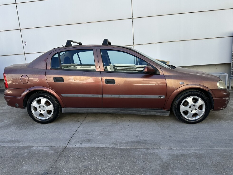Opel Astra ΥΓΡΑΕΡΙΟ ΕΛΛΗΝΙΚΗΣ ΑΝΤΙΠΡΟΣΩΠΕΙΑΣ