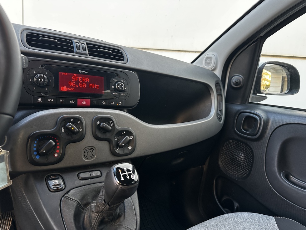 Fiat Panda MTJ LOUNGE 4X2 ΕΛΛΗΝΙΚΗΣ ΑΝΤΙΠΡΟΣΩΠΕΙΑΣ