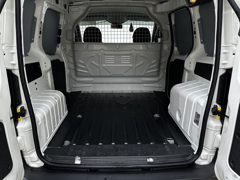 Peugeot Bipper VAN ΕΛΛΗΝΙΚΗΣ ΑΝΤΙΠΡΟΣΩΠΕΙΑΣ