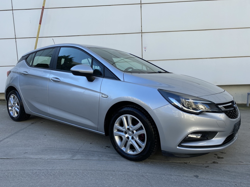 Opel Astra Christmas Offer - ΔΩΡΟ ΤΕΛΗ 2026 !!