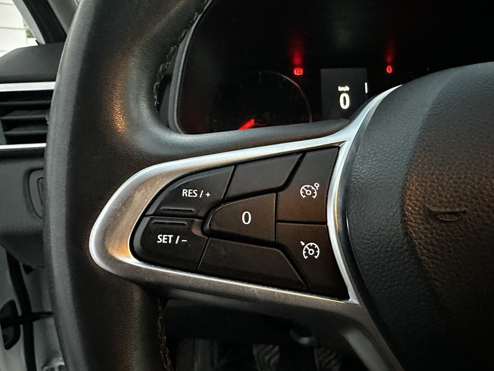Renault Clio EQUILIBRE ΕΛΛΗΝΙΚΗΣ ΑΝΤΙΠΡΟΣΩΠΕΙΑΣ