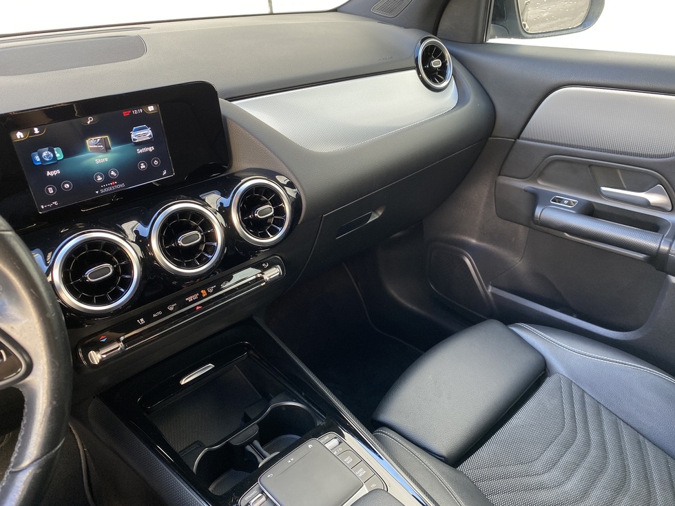 Mercedes Gla ΑΥΤΟΜΑΤΟ ΕΛΛΗΝΙΚΗΣ ΑΝΤΙΠΡΟΣΩΠΕΙΑΣ