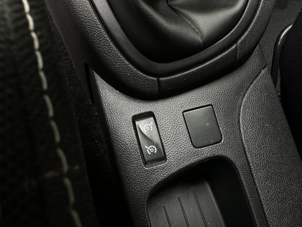 Renault Clio ΕΛΛΗΝΙΚΗΣ ΑΝΤΙΠΡΟΣΩΠΕΙΑΣ