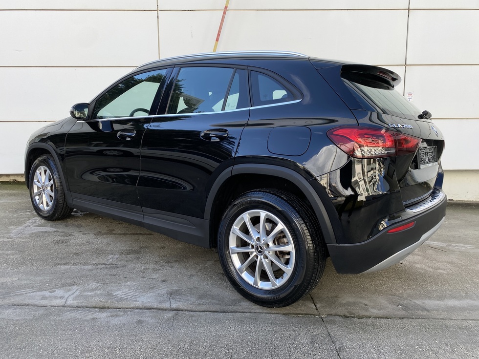 Mercedes Gla ΑΥΤΟΜΑΤΟ ΕΛΛΗΝΙΚΗΣ ΑΝΤΙΠΡΟΣΩΠΕΙΑΣ