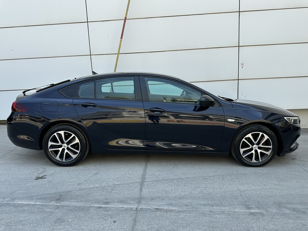 Opel Insignia  ΕΛΛΗΝΙΚΗΣ ΑΝΤΙΠΡΟΣΩΠΕΙΑΣ