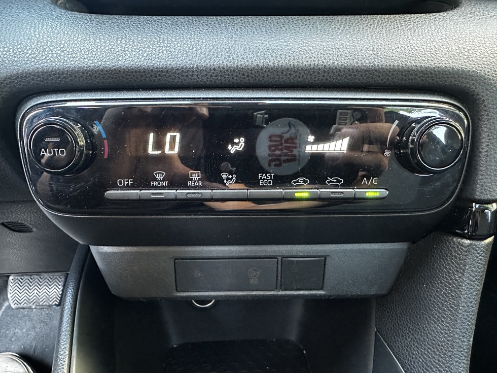 Toyota Yaris Business ΕΛΛΗΝΙΚΗΣ ΑΝΤΙΠΡΟΣΩΠΕΙΑΣ
