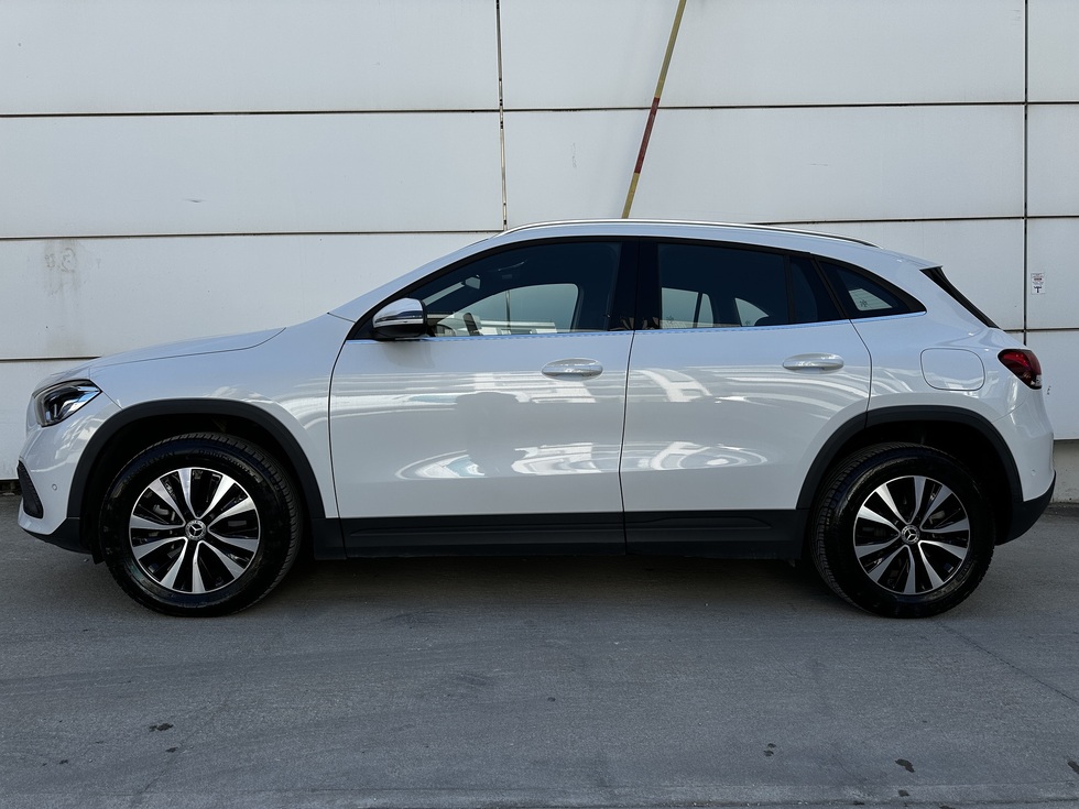 Mercedes GLA 250 Plug-In Hybrid ΕΛΛΗΝΙΚΗΣ ΑΝΤΙΠΡΟΣΩΠΕΙΑΣ