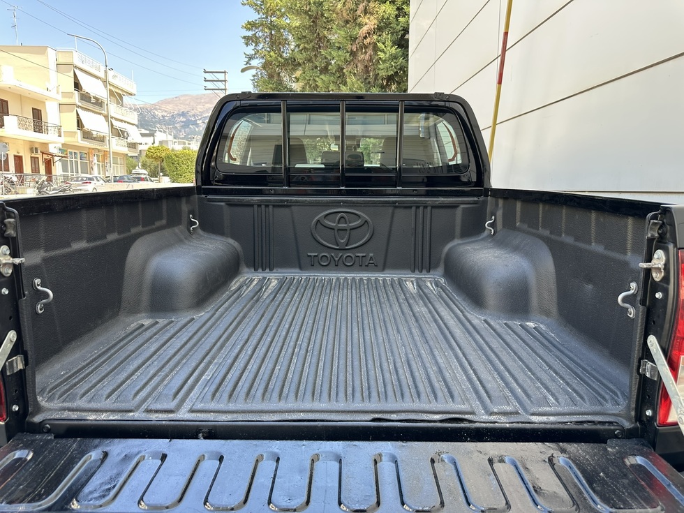 Toyota Hilux ΕΛΛΗΝΙΚΗΣ ΑΝΤΙΠΡΟΣΩΠΕΙΑΣ