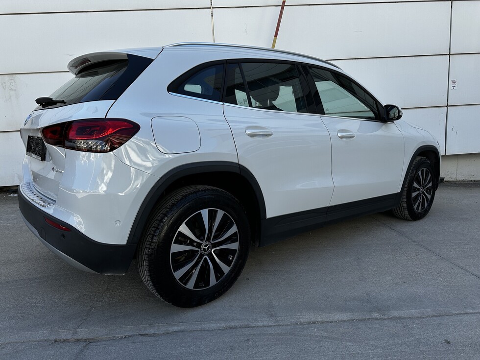 Mercedes GLA 250 Plug-In Hybrid ΕΛΛΗΝΙΚΗΣ ΑΝΤΙΠΡΟΣΩΠΕΙΑΣ