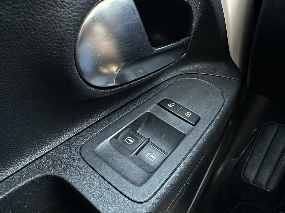 Volkswagen Up  ΑΥΤΟΜΑΤΟ ΕΛΛΗΝΙΚΗΣ ΑΝΤΙΠΡΟΣΩΠΕΙΑΣ