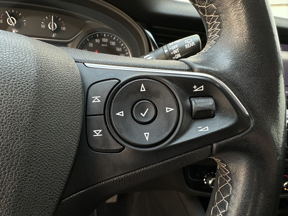 Opel Insignia  ΕΛΛΗΝΙΚΗΣ ΑΝΤΙΠΡΟΣΩΠΕΙΑΣ