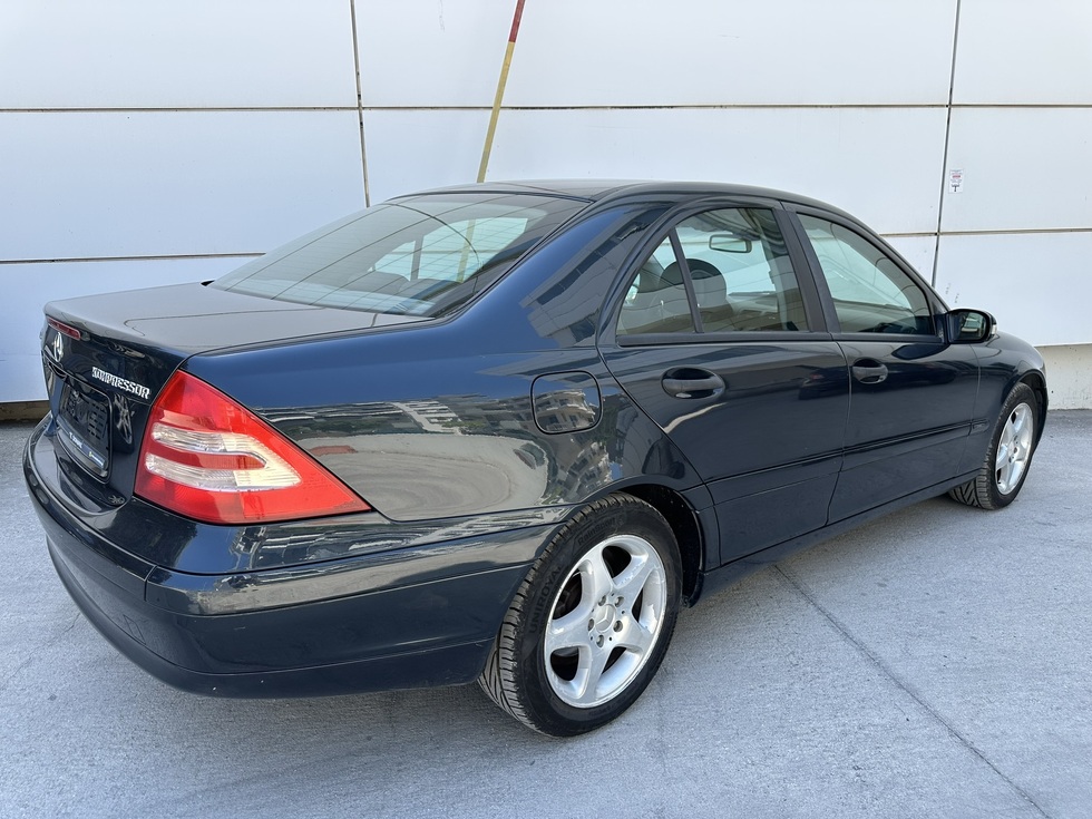 Mercedes-Benz C 180 ΕΛΛΗΝΙΚΗΣ ΑΝΤΙΠΡΟΣΩΠΕΙΑΣ