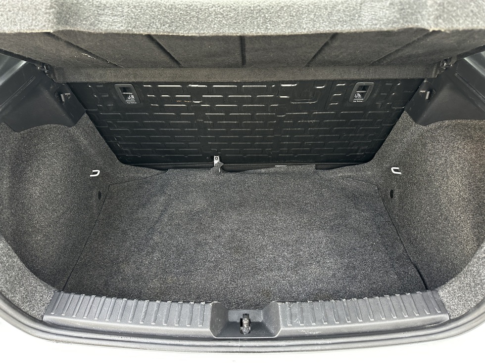 Seat Ibiza ΑΥΤΟΜΑΤΟ ΕΛΛΗΝΙΚΗΣ ΑΝΤΙΠΡΟΣΩΠΕΙΣ