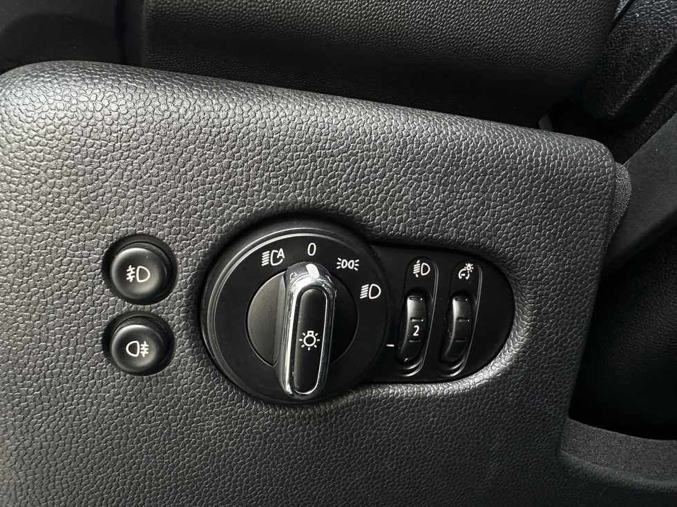 Mini Cooper ΕΛΛΗΝΙΚΗΣ ΑΝΤΙΠΡΟΣΩΠΕΙΑΣ