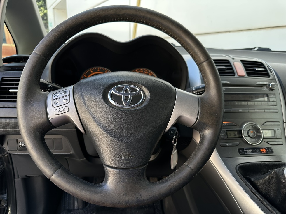 Toyota Auris ΕΛΛΗΝΙΚΗΣ ΑΝΤΙΠΡΟΣΩΠΕΙΑΣ