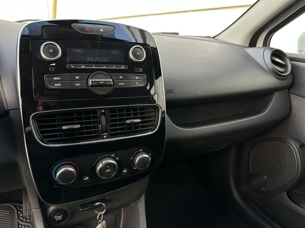 Renault Clio ΕΛΛΗΝΙΚΗΣ ΑΝΤΙΠΡΟΣΩΠΕΙΑΣ