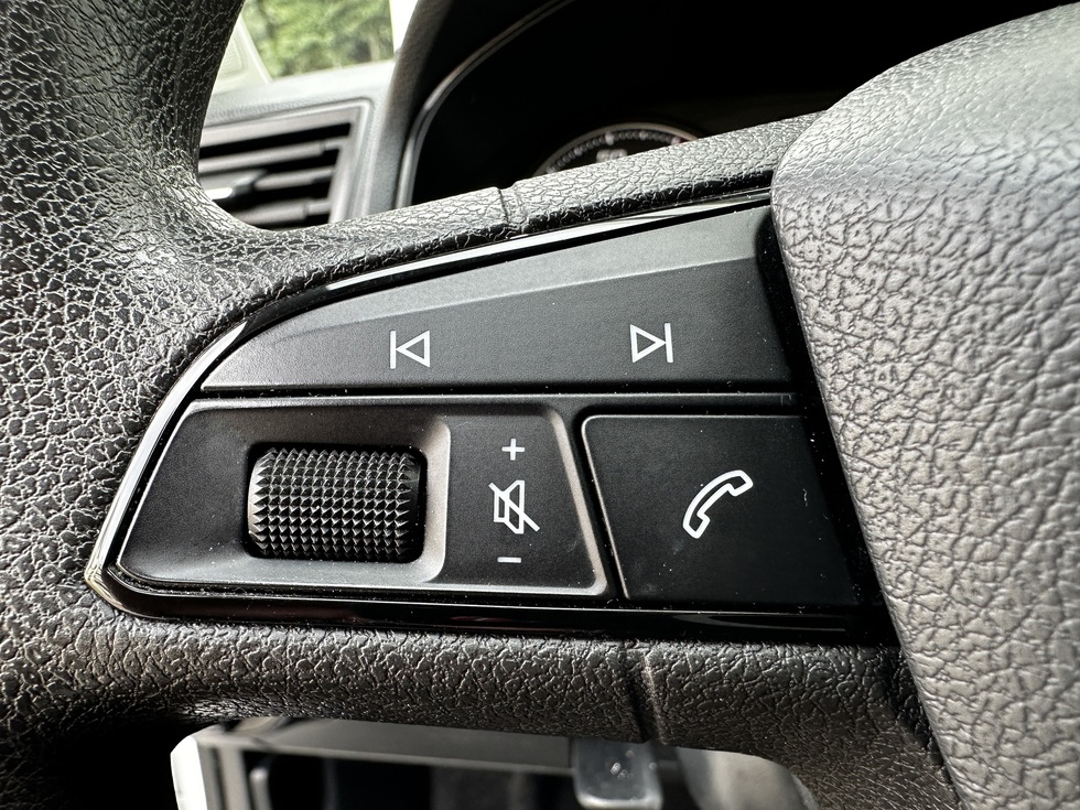 Seat Ibiza ΑΥΤΟΜΑΤΟ ΕΛΛΗΝΙΚΗΣ ΑΝΤΙΠΡΟΣΩΠΕΙΣ