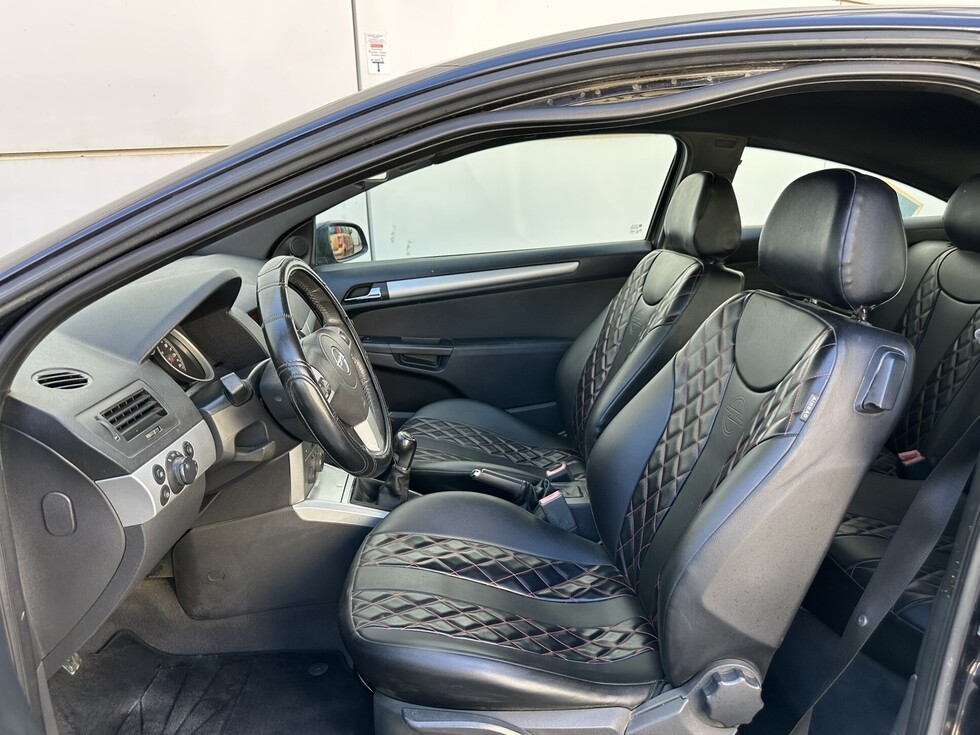 Opel Astra GTC ΕΛΛΗΝΙΚΗΣ ΑΝΤΙΠΡΟΣΩΠΕΙΑΣ