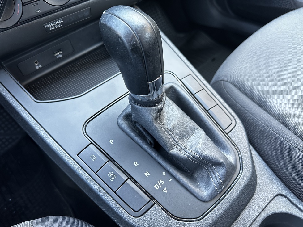 Seat Ibiza ΑΥΤΟΜΑΤΟ ΕΛΛΗΝΙΚΗΣ ΑΝΤΙΠΡΟΣΩΠΕΙΣ