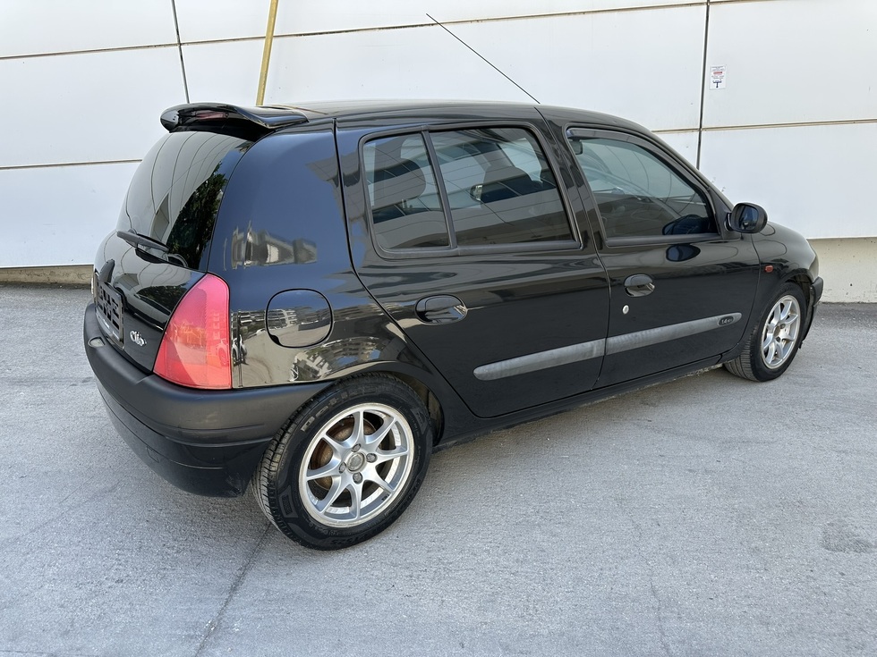 Renault Clio ΕΛΛΗΝΙΚΗΣ ΑΝΤΙΠΡΟΣΩΠΕΙΑΣ