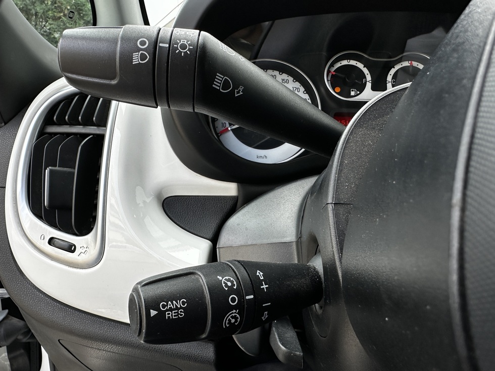 Fiat 500L ΕΛΛΗΝΙΚΗΣ ΑΝΤΙΠΡΟΣΩΠΕΙΑΣ